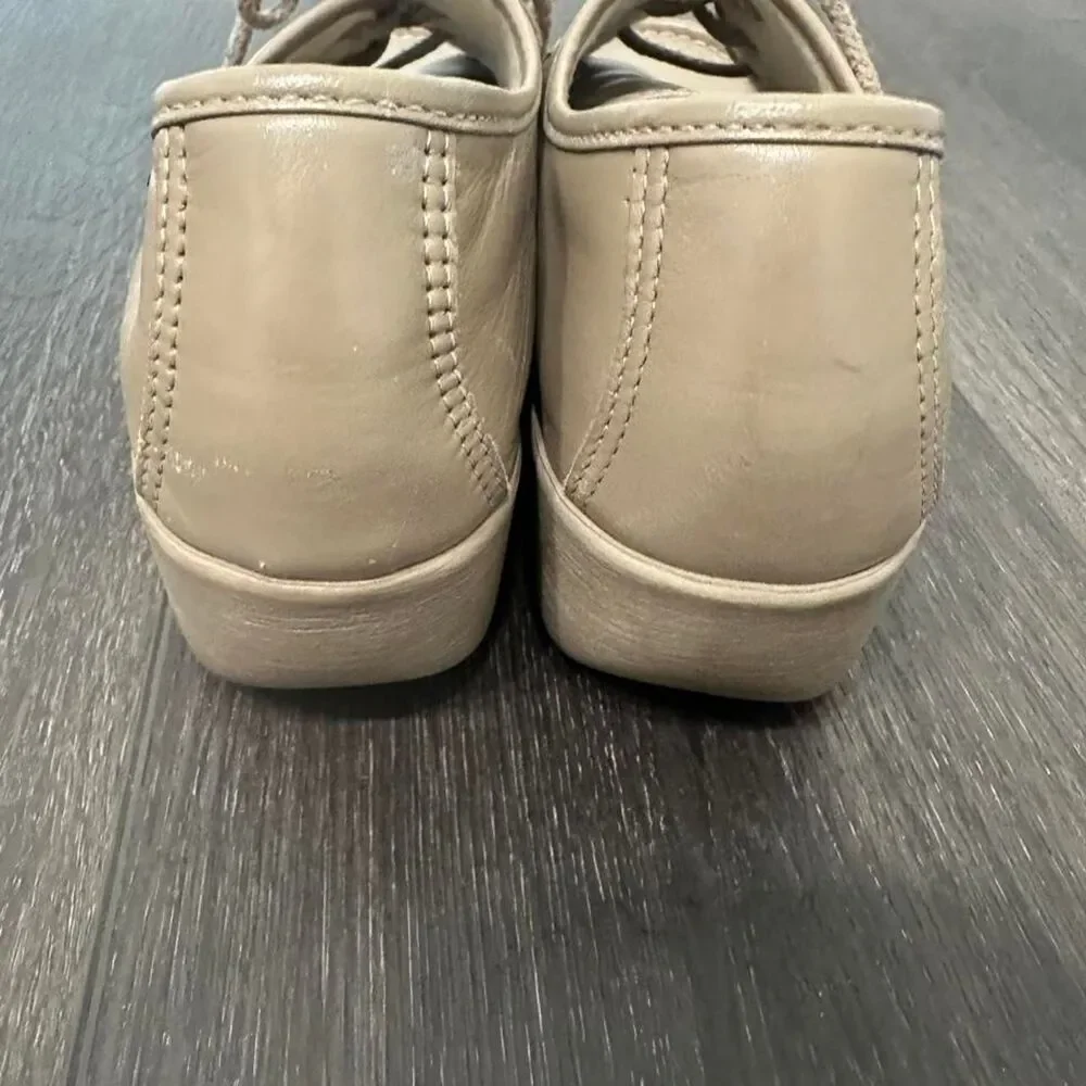 Sas Women's Tan and Cream Loafers